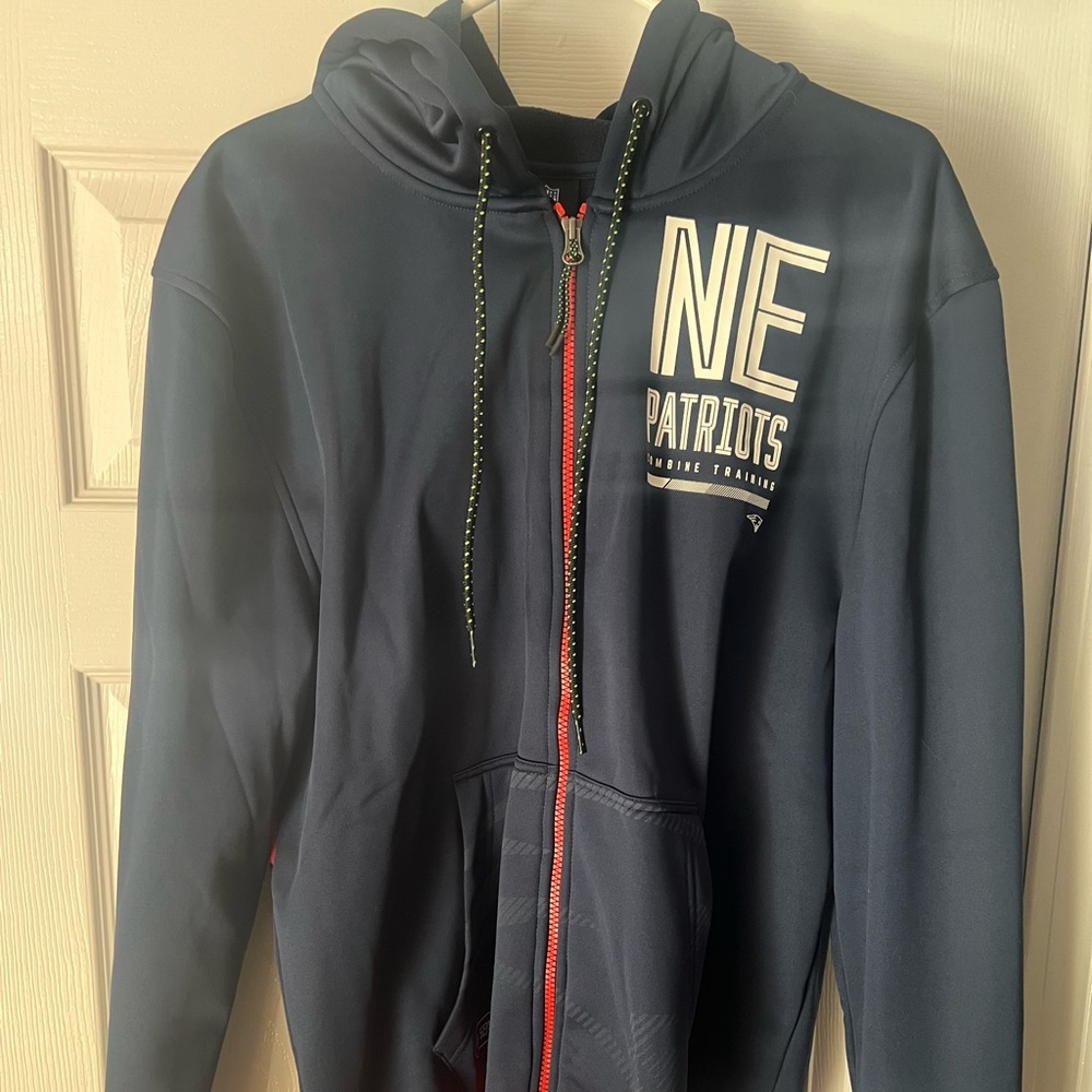 New england patriots zip up jacket brand new!